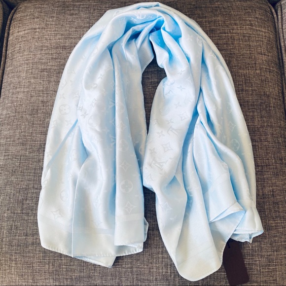 NWT LIGHT BLUE MONOGRAM SCARF